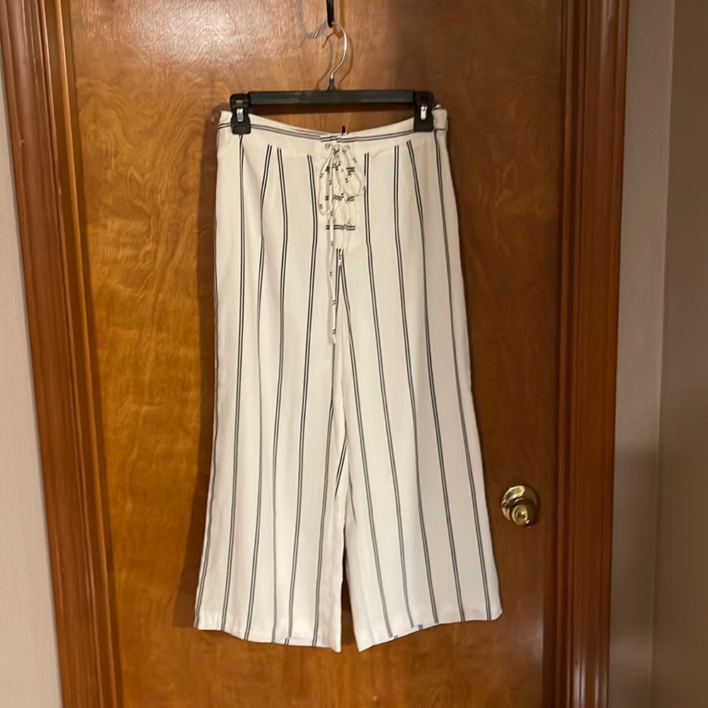 Women’s Palazzo pants. Size Small. Brand new, with tags.